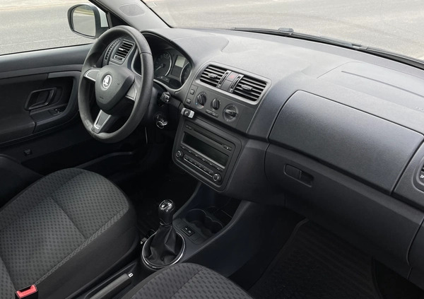 Skoda Fabia cena 18900 przebieg: 211000, rok produkcji 2014 z Nidzica małe 254